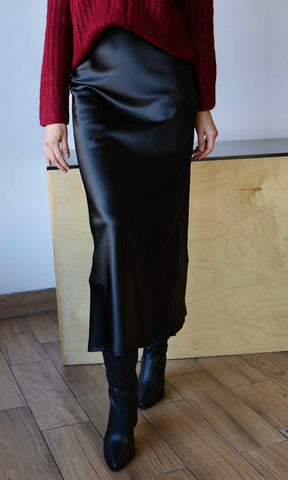 Black Elastic Band Midi Satin Skirt